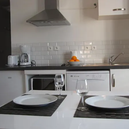 Les Mini-lofts De Paul Et Virginie מלון דירות וימרה